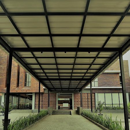 Fitra Hotel Majalengka Luaran gambar