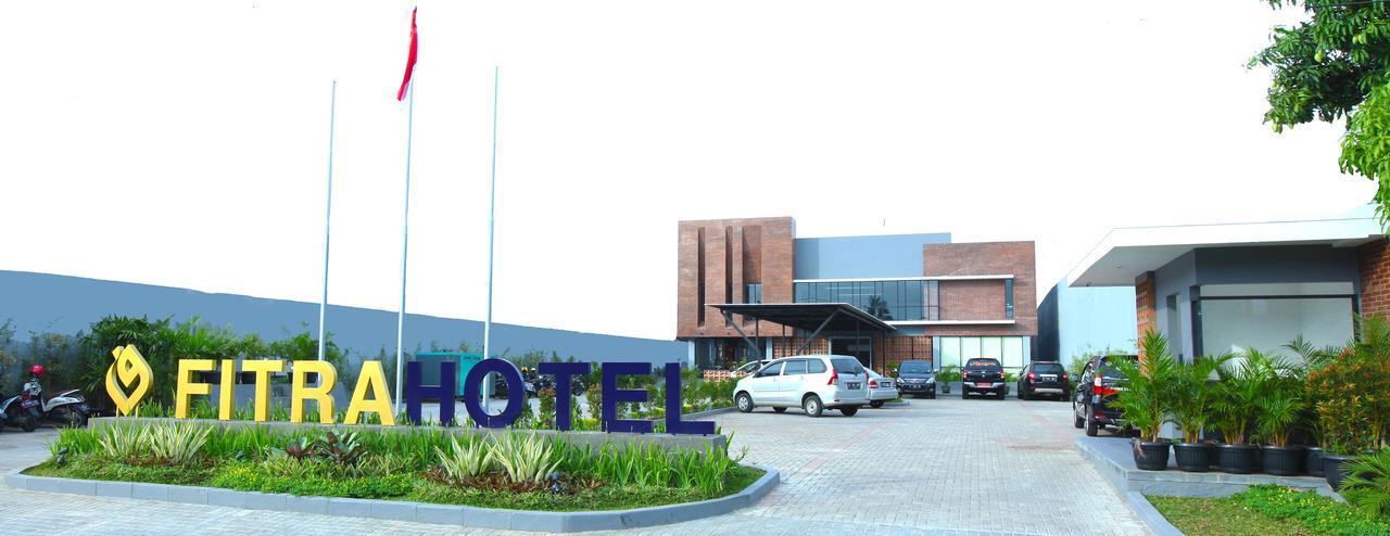 Fitra Hotel Majalengka Luaran gambar